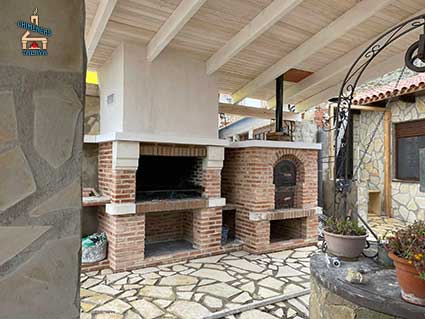 Construcción Barbacoa y Porche